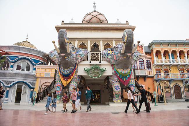Exhilarating Valentine’s Day in Dubai For 6 Types Of People!