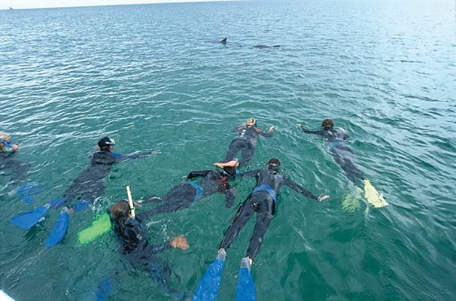 Discover extraordinary water-based adventures and explore secret beaches in Western Australia!