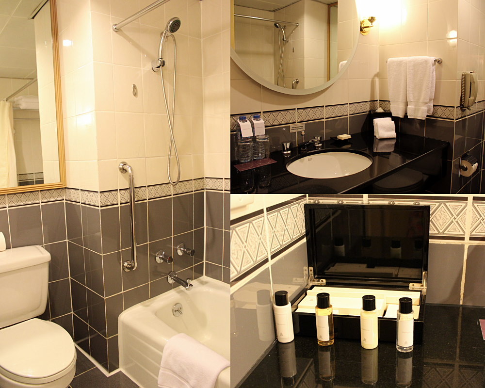 New World Saigon Hotel Bathroom