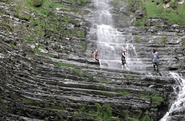 4 GREAT ADVENTURES OF COSTA RICA [VIDEO]