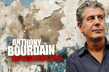 8 WISE STATEMENTS ABOUT TRAVELLING BY ANTHONY BOURDAIN