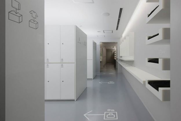 9hours locker room