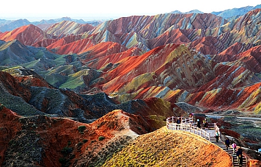 5 COLOURFUL PLACES TO VISIT THIS YEAR!